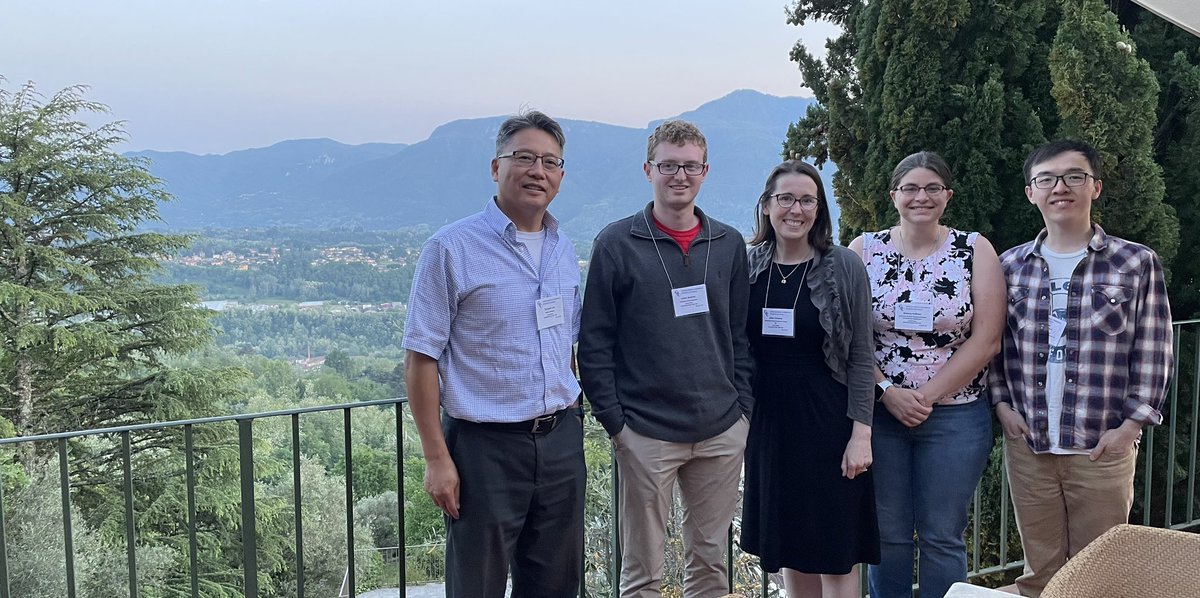 Researchers from @CHASE_Hub sharing our latest advances at the Solar Fuels GRC! <a href="/BL_Huffman/">Brittany Huffman</a> <a href="/TimLian5/">Tim Lian, Emory, JCP-EIC</a> <a href="/LangqiuX/">Langqiu Xiao</a> and Colton Sheehan