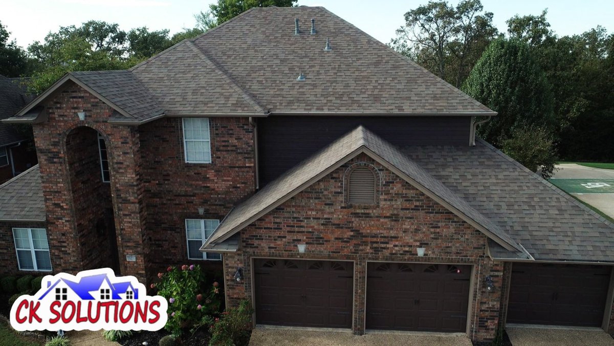 cksolutionsar's tweet photo. Need a new roof? We’ve got you covered! https://t.co/UJRF5eHIw7