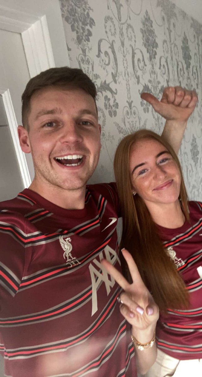 carasmith0's tweet photo. Start of the relationship- “You’ll never catch me sitting watching a match with my fella”
Now- https://t.co/JPukvl5dIy
