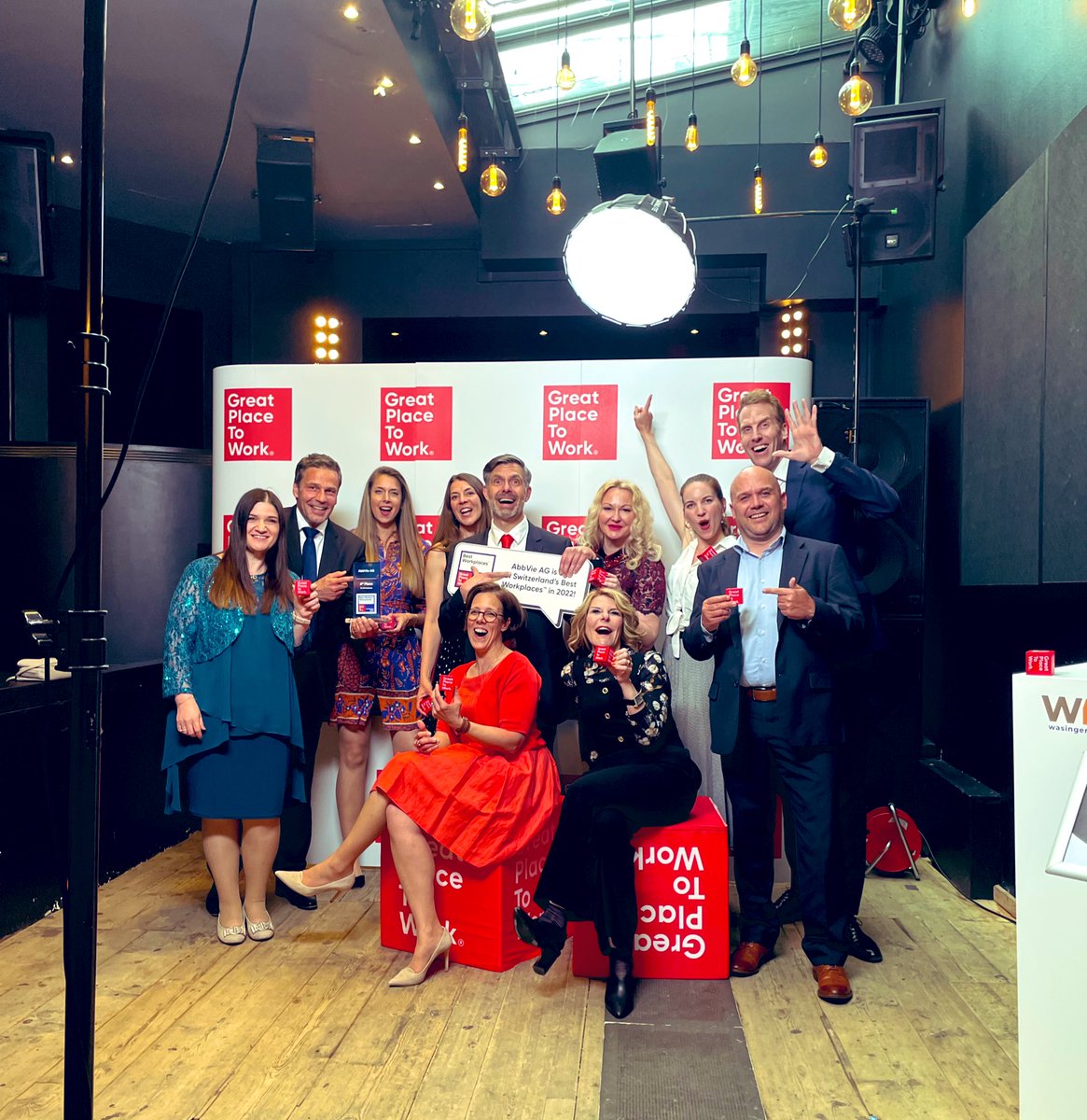 AbbVie zählt zum 8. Mal zu den besten Arbeitgebern der Schweiz in der Kategorie mittelgrosse Unternehmen! Wir freuen uns riesig! #gptw #abbvieschweiz #abbvielife