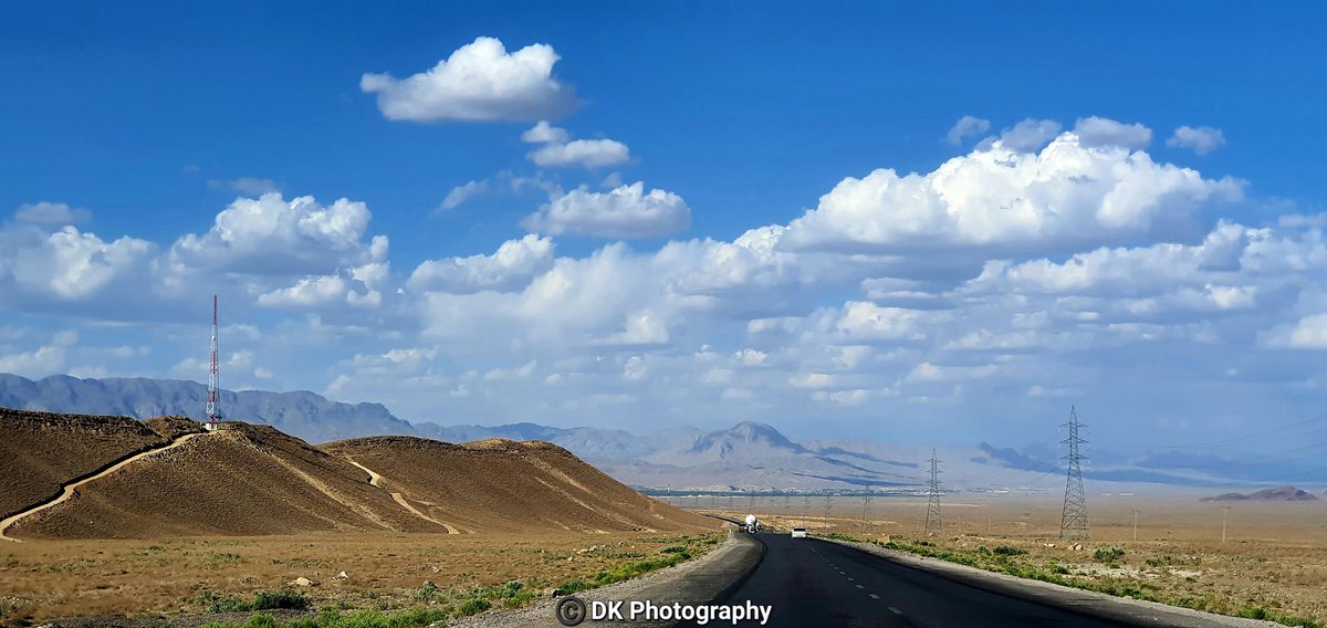 dawoodbtzi's tweet photo. Muslim Bagh in Balochistan was formerly known as Hindu Bagh, which is believed to have originated in a garden (Bagh) that was planted by a Hindu saint. The district is well known for its chromite fields.
#clouds #landscape #nature #mountains #photography #beautiful
#PicSenseDK https://t.co/8bhqfRnXhc
