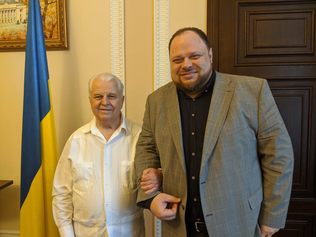 r_stefanchuk's tweet photo. Відійшов у вічність перший Президент України Леонід Макарович Кравчук.

Він був Людиною, яка змінила хід історії України, тому я дякую Богові, що мав можливість цей відрізок земного часу товаришувати з Ним.

Нам буде не вистачати Вас, пане Перший Президент України. https://t.co/99rga55EcA