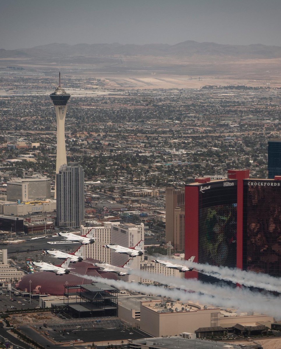 AFThunderbirds's tweet photo. Flyin’ ✨First Class✨

Swipe for a front row seat with America’s Aerial Demonstration Team ✈️

#poweredbyairmen 
#af75 
#vegasflyover https://t.co/p3SbnWcrG7
