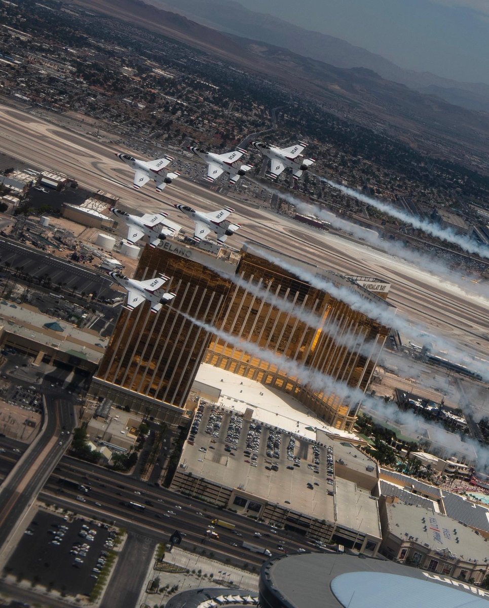 AFThunderbirds's tweet photo. Flyin’ ✨First Class✨

Swipe for a front row seat with America’s Aerial Demonstration Team ✈️

#poweredbyairmen 
#af75 
#vegasflyover https://t.co/p3SbnWcrG7