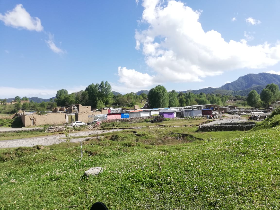 Realshahlatif's tweet photo. اورکزئی وہ واحد ایجنسی تھی جس ک�� سب سے آخر میں ایجنسی کا درجہ دیا گیا تھا اور اب پہلہ ضلع بننے جارہا ہے جس سے قومی اسمبلی کا حق چھینا جارہا ہے، لیکن ہم ایسا ہونا نہیں دینگے۔ 
#DontDelimitOrakzaiNA47
#DunyaUpdates #اعتراضات_سراسری #Orakzai #ريتويت https://t.co/1PSF5TmEUk