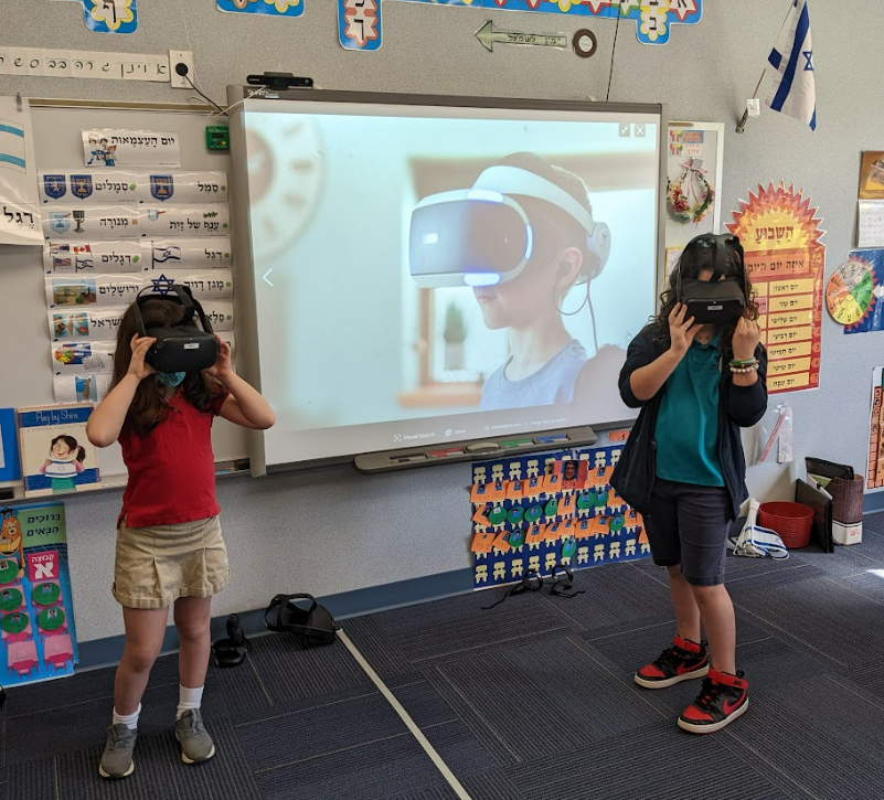 21stStacy's tweet photo. This week, our #davis2 students traveled to the land of Israel @Davis_Academy @gsabbag @Oculus_Dev https://t.co/aJ2D3EPMsx