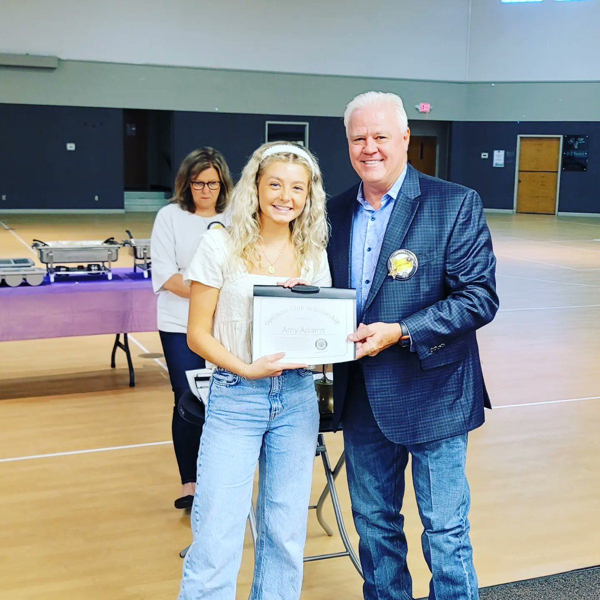 gbyoptimists's tweet photo. Granbury Optimist Club honored 37 students from Hood County with scholarships, each student was awarded $1000 towards tuition, fees or textbooks. @HoodCountyNews @bgibbstisd @granburyisd @ESCRegion11 #LipanISD @OptimistOrg https://t.co/36zZ9QnMgt