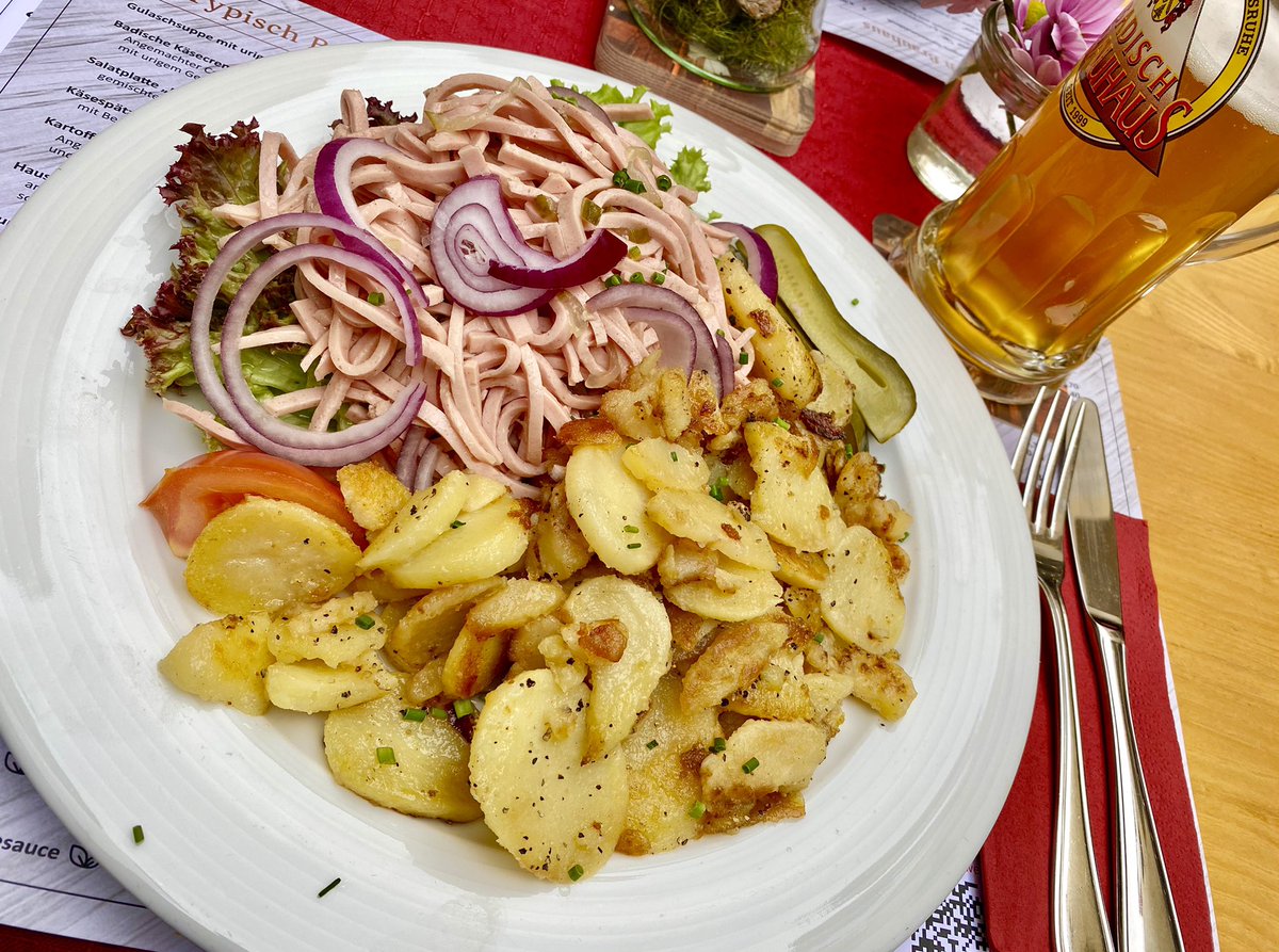 Badischer #tWorschtsalat zum Schlörf 🍻