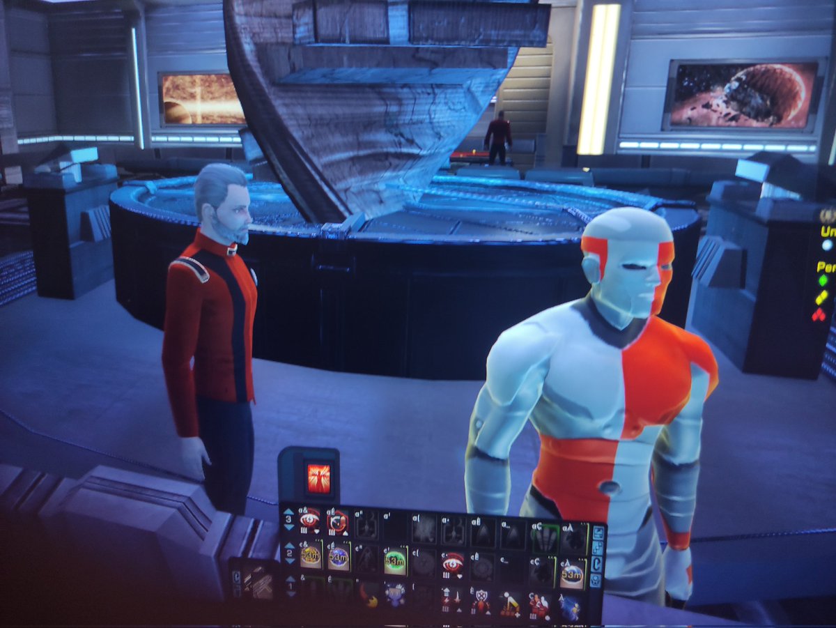 patrickgauntle1's tweet photo. @trekonlinegame Is that how it's supposed to be? New alien race ? https://t.co/NUnMuplySO