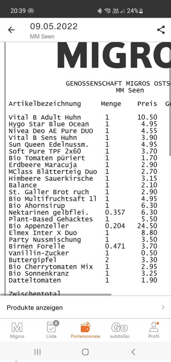 BV94568067's tweet photo. @migros Liebe Migros, was soll das? Die Frischback-Gipfeli (6 Stück) kosteten am 25.03.22 CHF 3.30. Am 09.05.22 kosteten die selben immer noch CHF 3.30. Allerdings sind nur noch 5 Gipfeli (statt 6 Gipfeli) in der Packung, was einem verdeckten Preisaufschlag von 20% entspricht. https://t.co/rgvBAj9nch