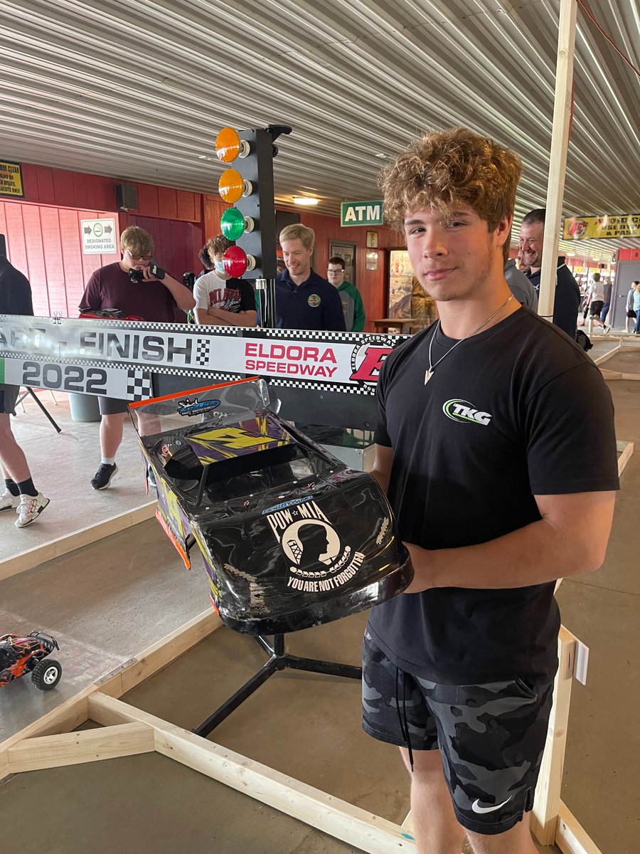 EldoraSpeedway's tweet photo. Today was STEM Day at Eldora! Over 200 area students from nine districts participated in the annual event conducted by the @AFResearchLab. (1/2) https://t.co/g1RmonxPcA