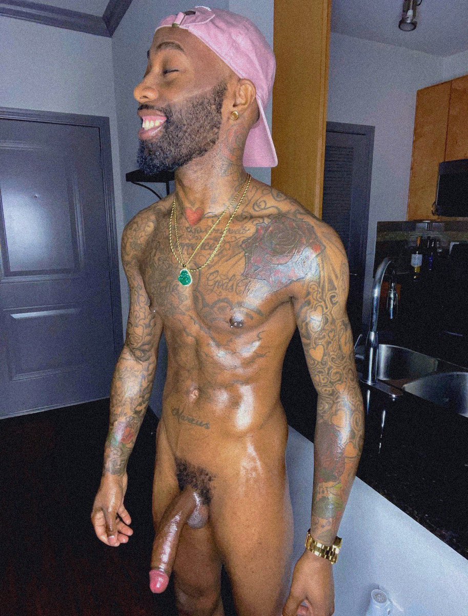 teebell6969's tweet photo. In real life I’m a clown… fucking with me we gone laugh 😆��� https://t.co/9UOdlgzLbI