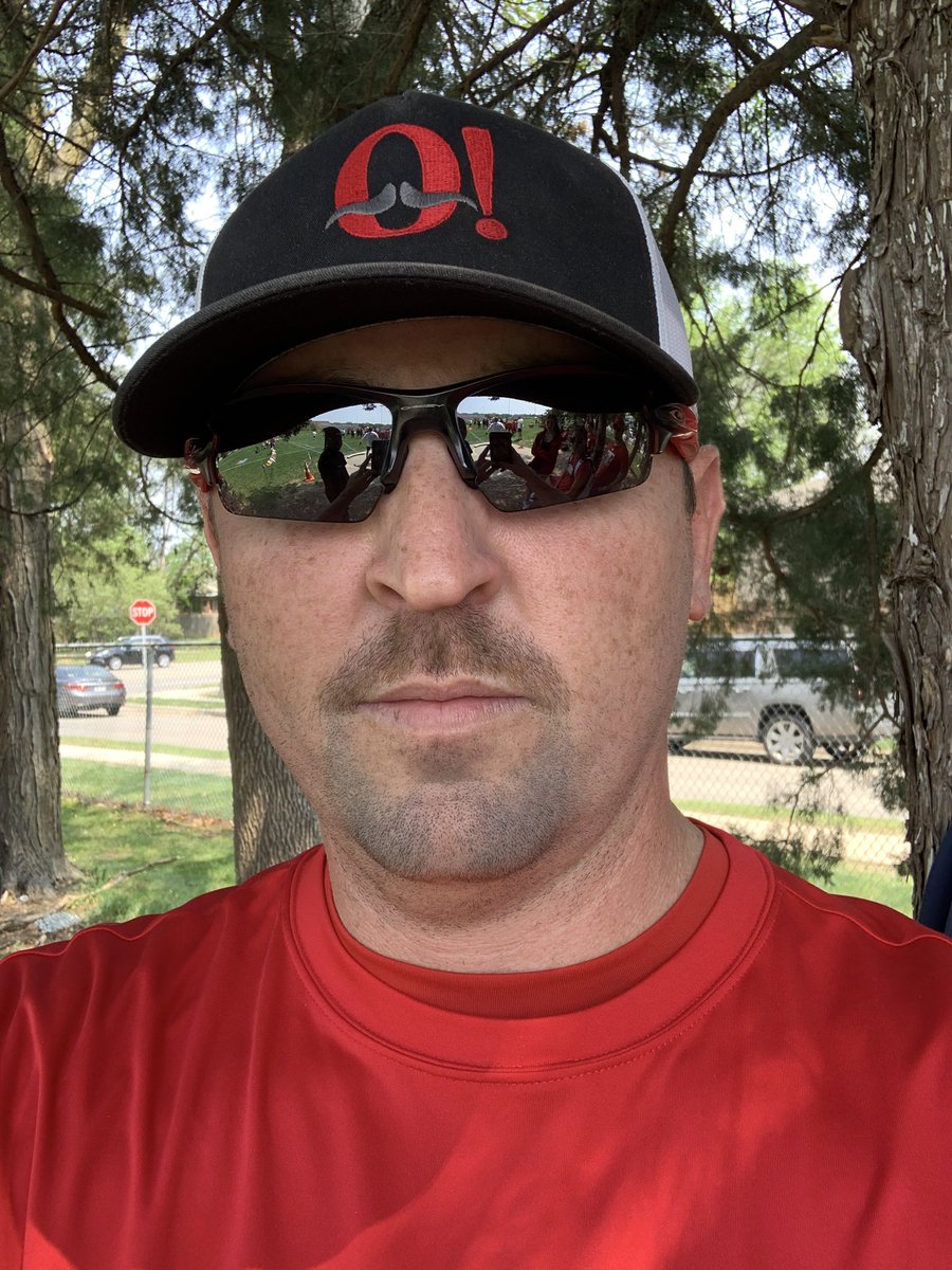 Coaching at district track and a flash match is happening from 1-4pm CST!!! #doitforthekids 
m4kfundraiser.org/Purcelljeff17   Help out KidsCan Community Center and The Child Savibg Institute!!!