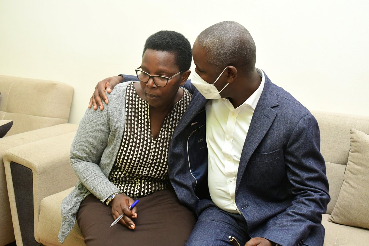 Thomas_Tayebwa's tweet photo. I convey my condolences to the Mbarara District Woman MP Hon. @AyebareHon  who has lost her dear husband. The late Maj. Fred Mugasho (rtd) has been supportive  to Hon Ayabare in her political journey. As Parliament, we commit to stand with  Hon. Ayabare at all time. https://t.co/Ygd3Qd2XVn