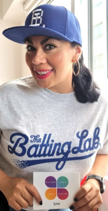 Elizabeth_Baut's tweet photo. 📢🥎 #TheBattingLab, nuevo programa de @SASMexico que prepara a los #niños para un futuro basado en los datos y mejora acierto en el swing del #beisbol👦🏻👧🏻
⚠️Gracias a #IA #IoT #ComputerVision los niños pueden medir mejor sus bateos
🔵  Mira más aquí 👇🏻
https://t.co/U84rF7ZHo9 https://t.co/nLuN9TEHJw
