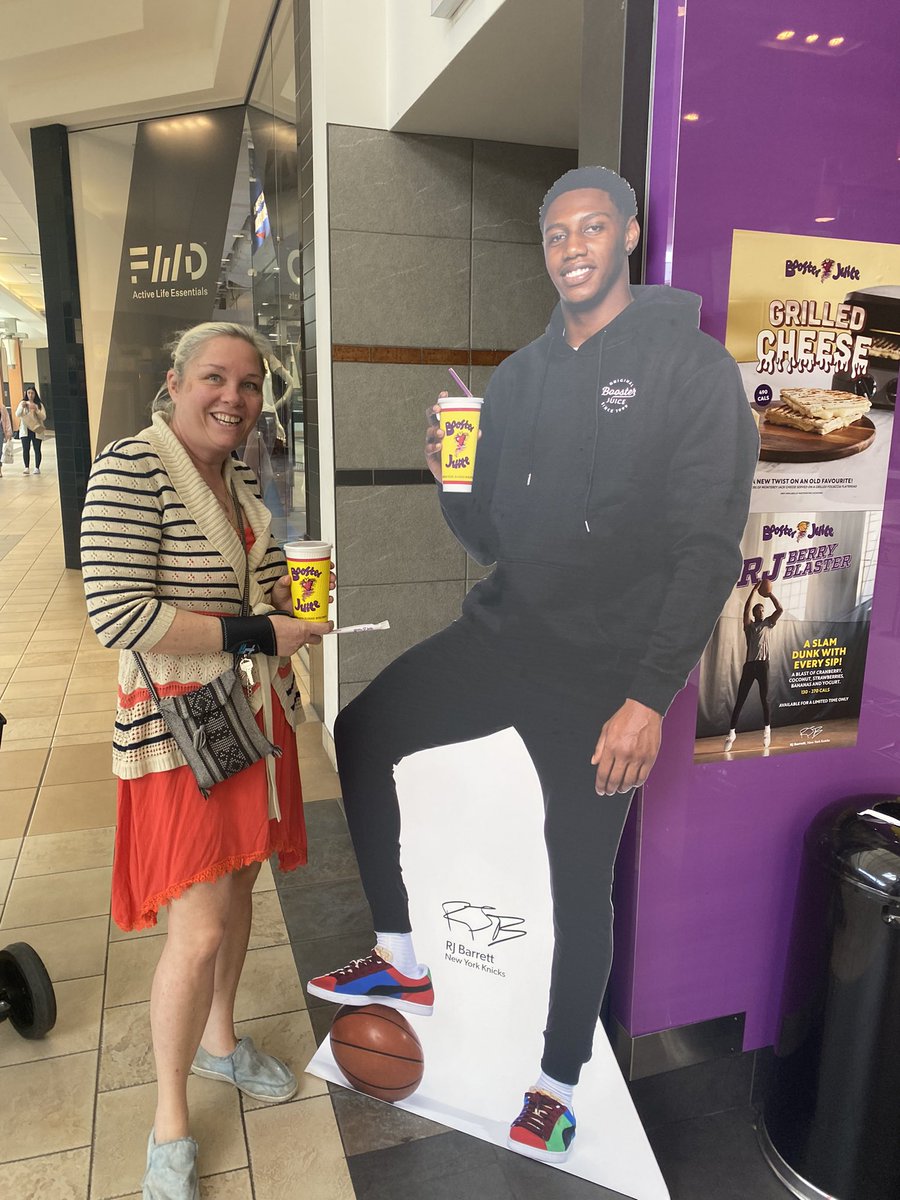 AwesomeAmy8's tweet photo. @boosterjuice #FuelUpWithRJBarrett so Awesome’ https://t.co/jsj564fBy9
