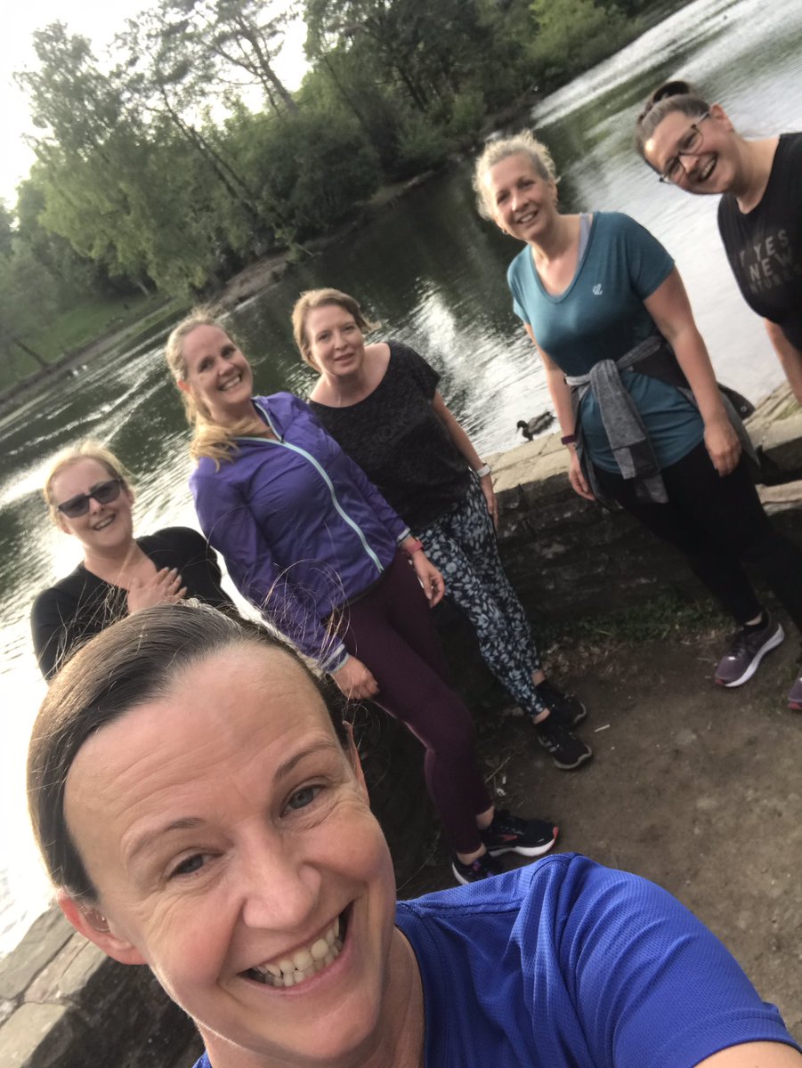 Moz0373Runner's tweet photo. #samshub #tuesdaysession #queenspark #heywood - drills of steady then quick tempos of running around the lake. They all smashed it. 💪🏻💪🏻💪🏻💪🏻💪🏻💪🏻💪🏻 https://t.co/286NLLpG3h