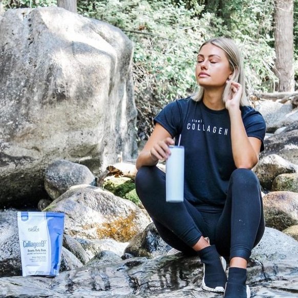 KevinFr14260515's tweet photo. Using Sisel CollagenB3 as a #Creamer in your #Coffee is a great idea! It's not just #Collagen tho. #Sisel #CollagenB3 also contains #MCTOil, #Cordyceps, #HyaluronicAcid, a #MineralComplex, #Chaga and #AminoAcids.
#newsisel #sizzlenow https://t.co/8sFcn7fXNn