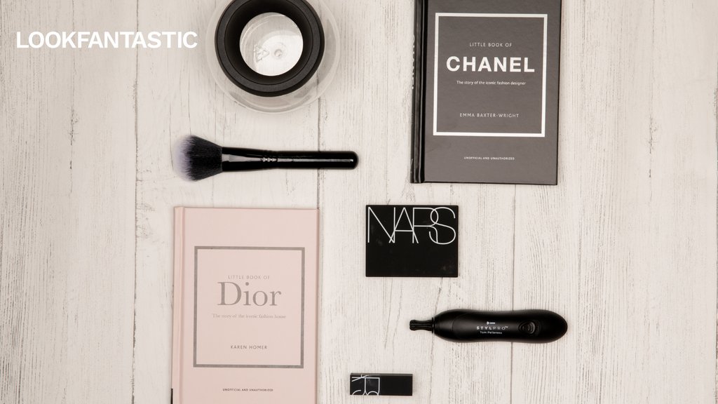 StylPro_UK's tweet photo. Have you used the iconic STYLPRO Original Makeup Brush Cleaner to clean and dry your makeup brushes?🤩
Shop from @lookfantastic here: https://t.co/Lodwm1Mvef
#stylpro #lookfantastic #sale #discount #makeupbrushes #cleanbrushes #stylpromakeupbrushcleaner https://t.co/jhneiyQdTS