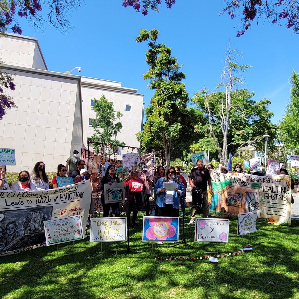 outta_papeles's tweet photo. epic action today by the mothers of the #KLAH coalition. on international mother's day we demand a county wide tenant bill of rights to protect mothers, families, and children in Los Angeles #MothersDay2022 https://t.co/jqtQElxce4