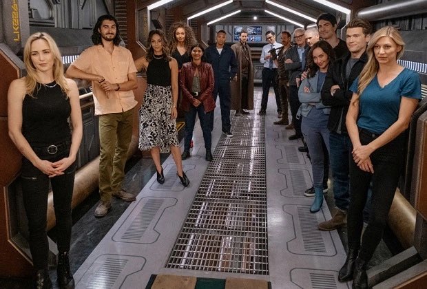 michaelp93's tweet photo. DC’s Legends of Tomorrow is one of the few shows that could really pull off a TV movie.

Think Guardians of the Galaxy but with time, in a story where the team pull a prison break and clear their names, saving the timeline from ultimate doom one more time.

#SaveLegendsOfTomorrow https://t.co/WLbmTzU9Vq