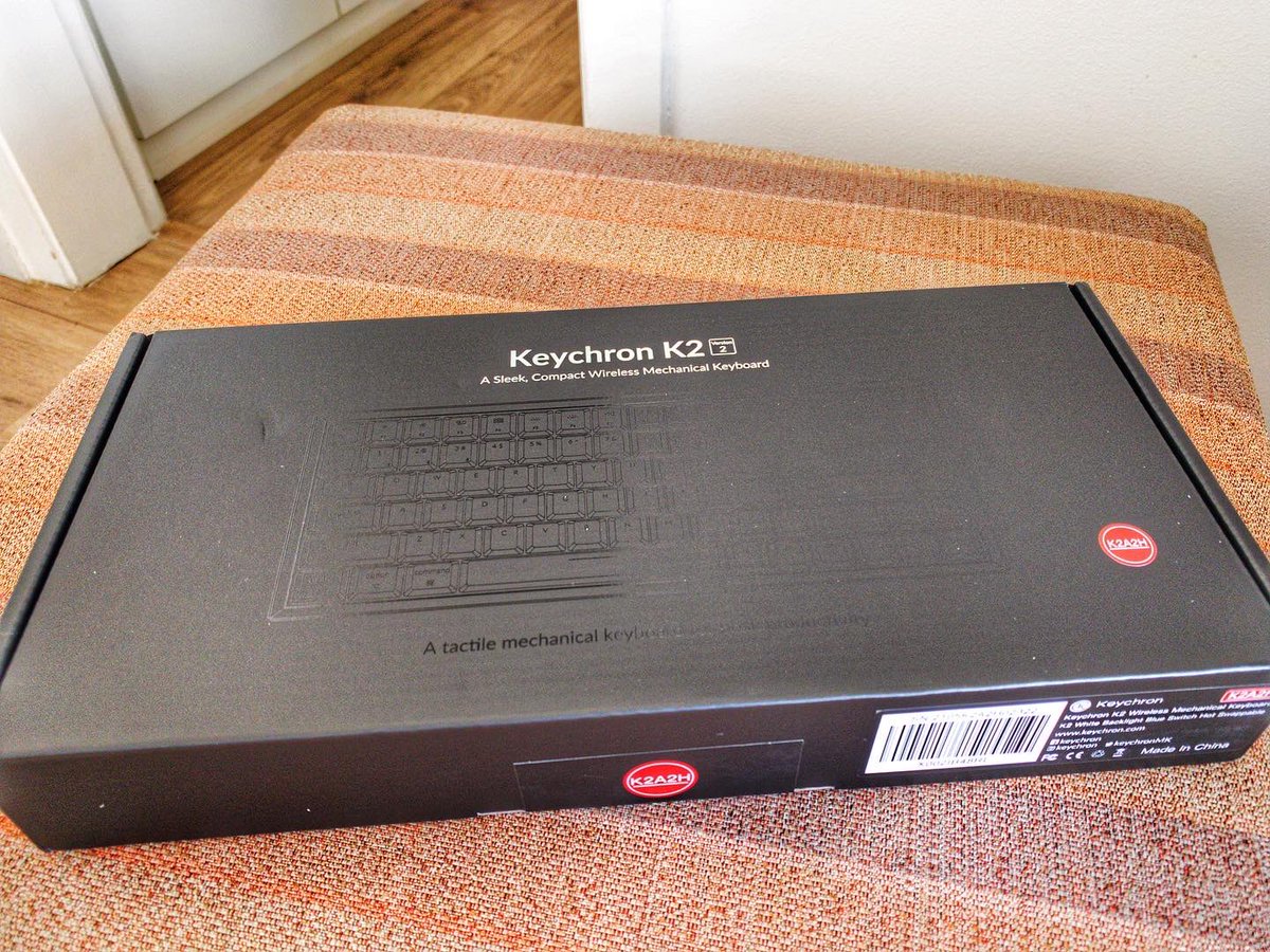 ericsonf's tweet photo. Recebidos do dia. Hora de testar meu Keychron K2 hot swappable. https://t.co/GCwatddKVG