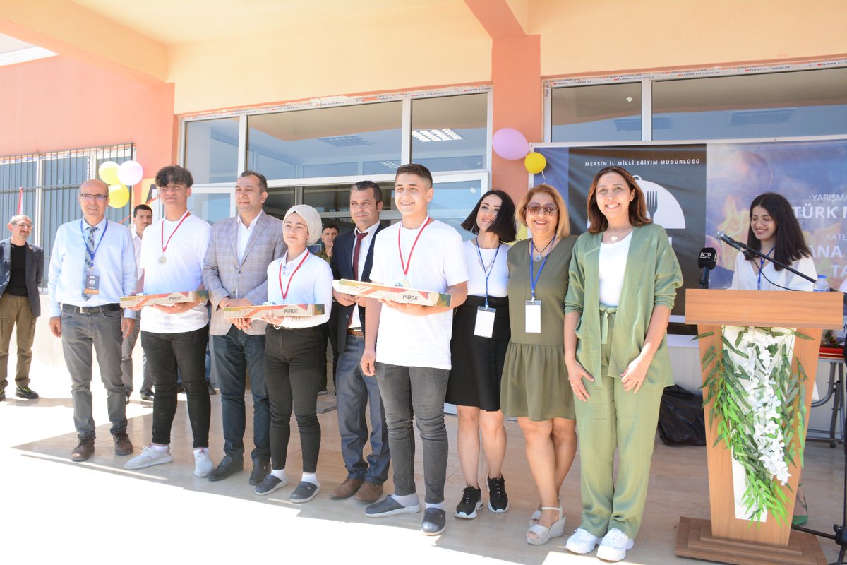 mersinmesem's tweet photo. Mersin Milli Eğitim Müdürlüğünce düzenlenen "Geleceğin Şefleri" Meslek Liseleri Yemek Yarışması'nda merkezimiz ana yemek kategorisinde birinci olmuştur. 
@aliihsansu_ @akgulsuleyman @AdemKoca46 @AdemSimsek33 @KadirKERMOGLU https://t.co/0dQMbppG8W