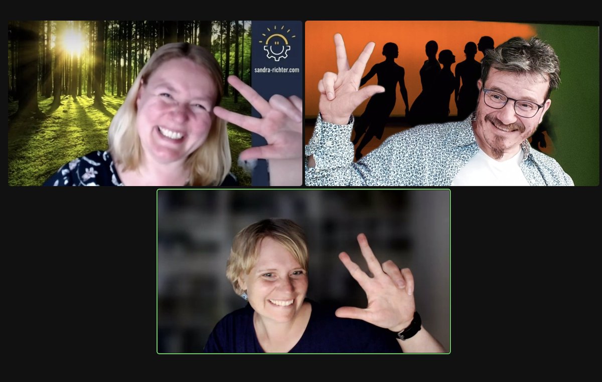 ewingo13's tweet photo. So Mädels, habt einen schönen Abend! 🖖 Zum Abschluß noch ein Running Gag beim Workshop zu #LinkedIn & @canva.
Toll war es mit @gruebchen2312 & Sabine, @zufrieden_leben @AnnikaDaun & Daniela
#Dadof3Girls https://t.co/X3xhZZeRsU
