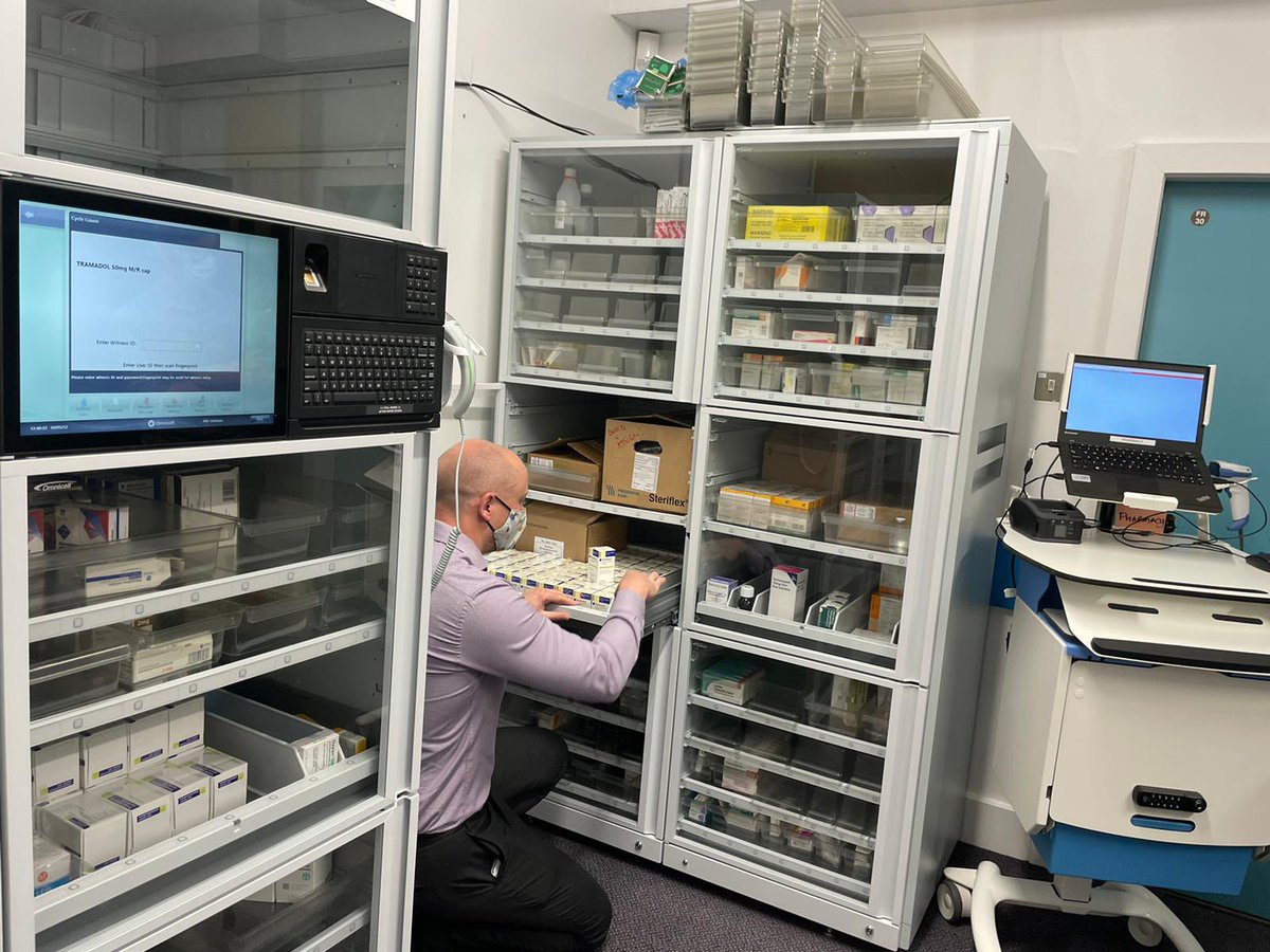 PharmacyCHFT's tweet image. Today was a very exciting day as ‘Bez’ the pharmacy CD @Omnicell was filled &amp;amp; used for the first time #scanforsafety @CHFTNHS