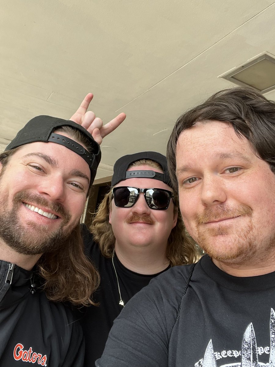 FrankThatGuy's tweet photo. So this just happened I met Cody Quistad and Seth Blake of Wage War outside of the Bourbon Theater here in Lincoln Nebraska. Wage War are playing a show at The Bourbon Theater tonight 5/10/22. Super nice guys. https://t.co/nrfhJ0TeZ7