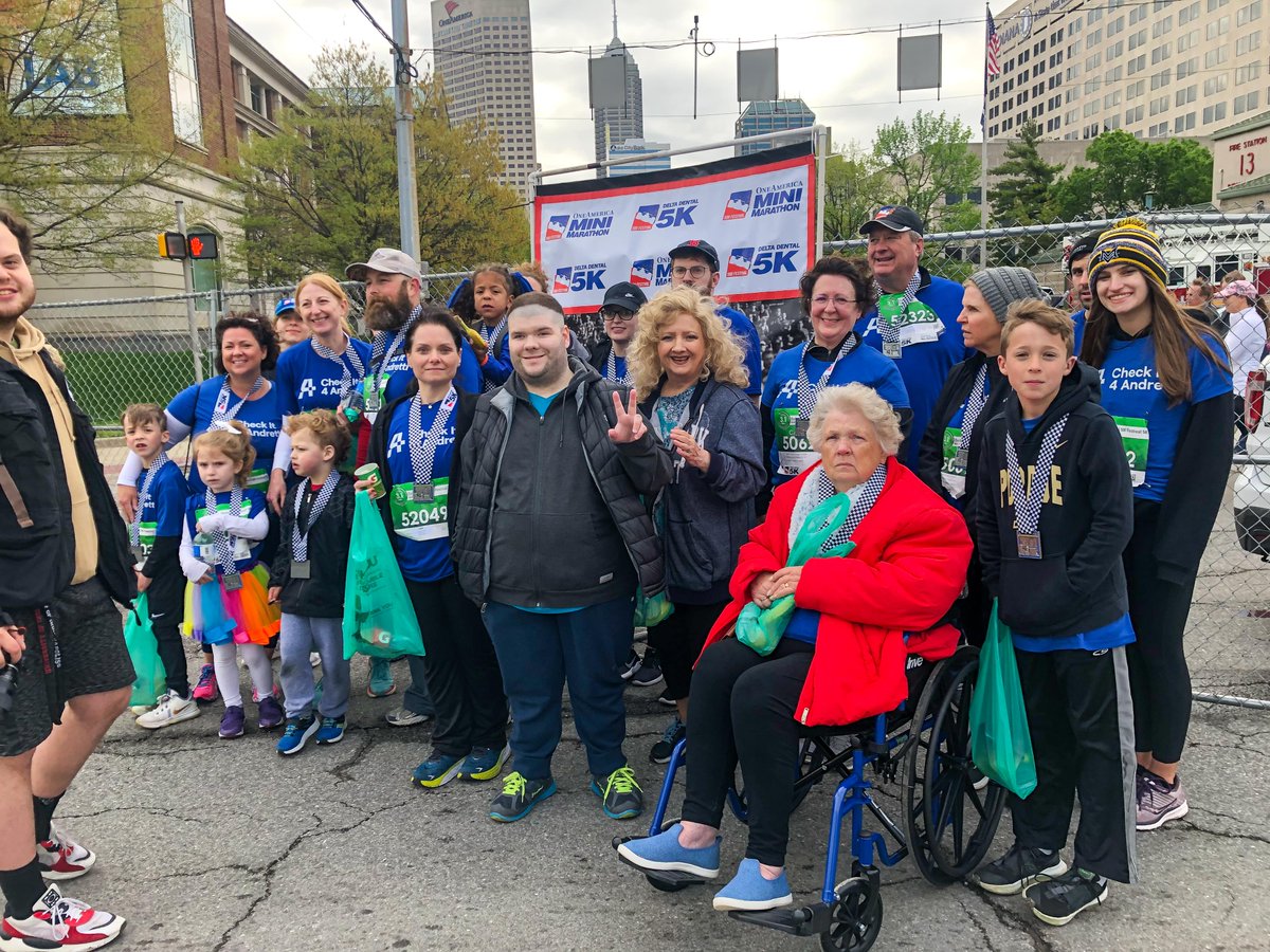 checkit4andreti's tweet photo. 🏃🏻🏃🏻‍♀️ At this year's Indy Mini, we made memories to last a lifetime! 📸 You won't want to miss these fun pictures from race day! From those who ran with us to those who donated, we appreciate your support! #OneAmericaMiniMarathon #IndyMini2022 #CheckIt4Andretti https://t.co/AexifmKeq1