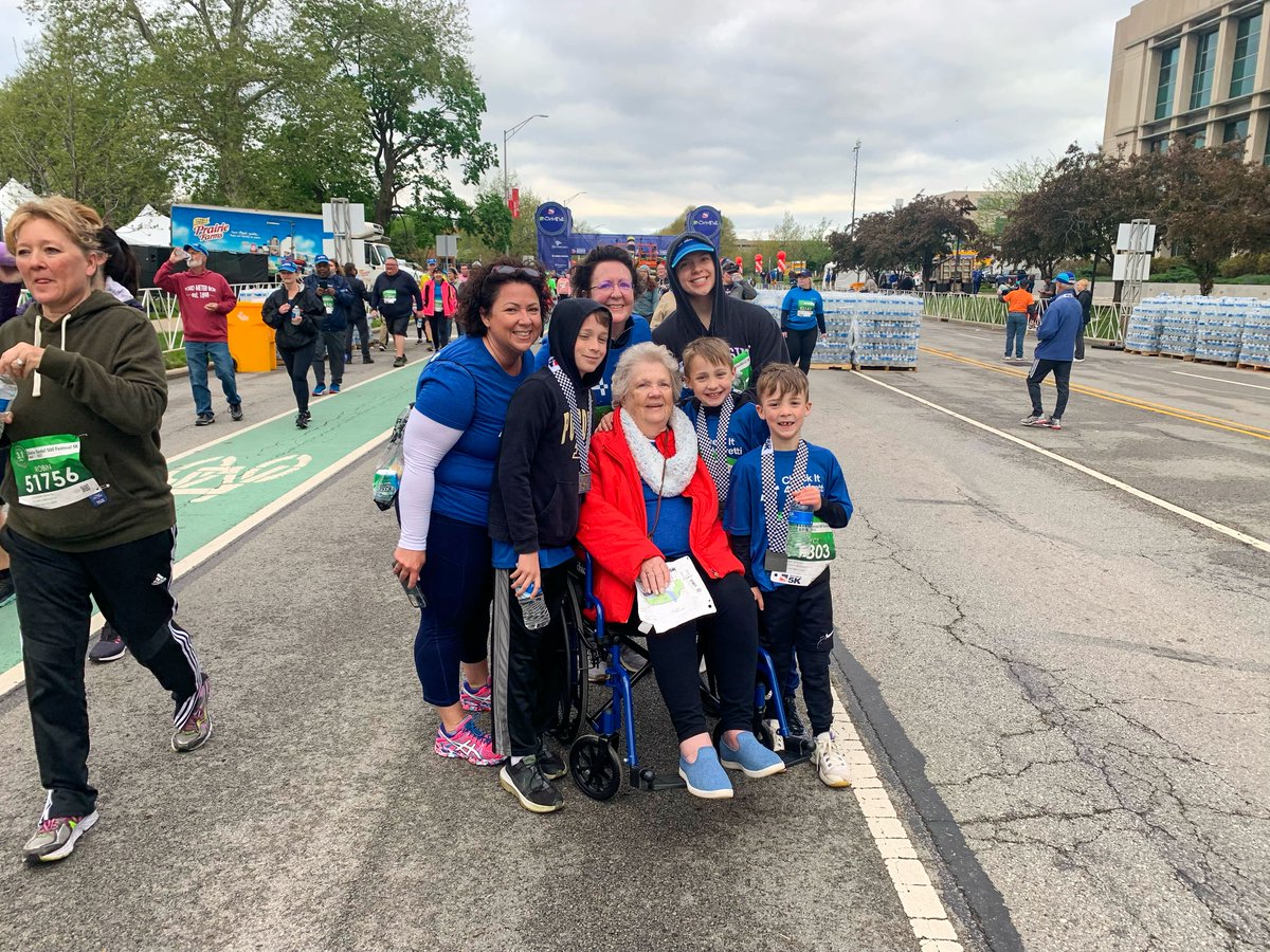 checkit4andreti's tweet photo. 🏃🏻🏃🏻‍♀️ At this year's Indy Mini, we made memories to last a lifetime! 📸 You won't want to miss these fun pictures from race day! From those who ran with us to those who donated, we appreciate your support! #OneAmericaMiniMarathon #IndyMini2022 #CheckIt4Andretti https://t.co/AexifmKeq1