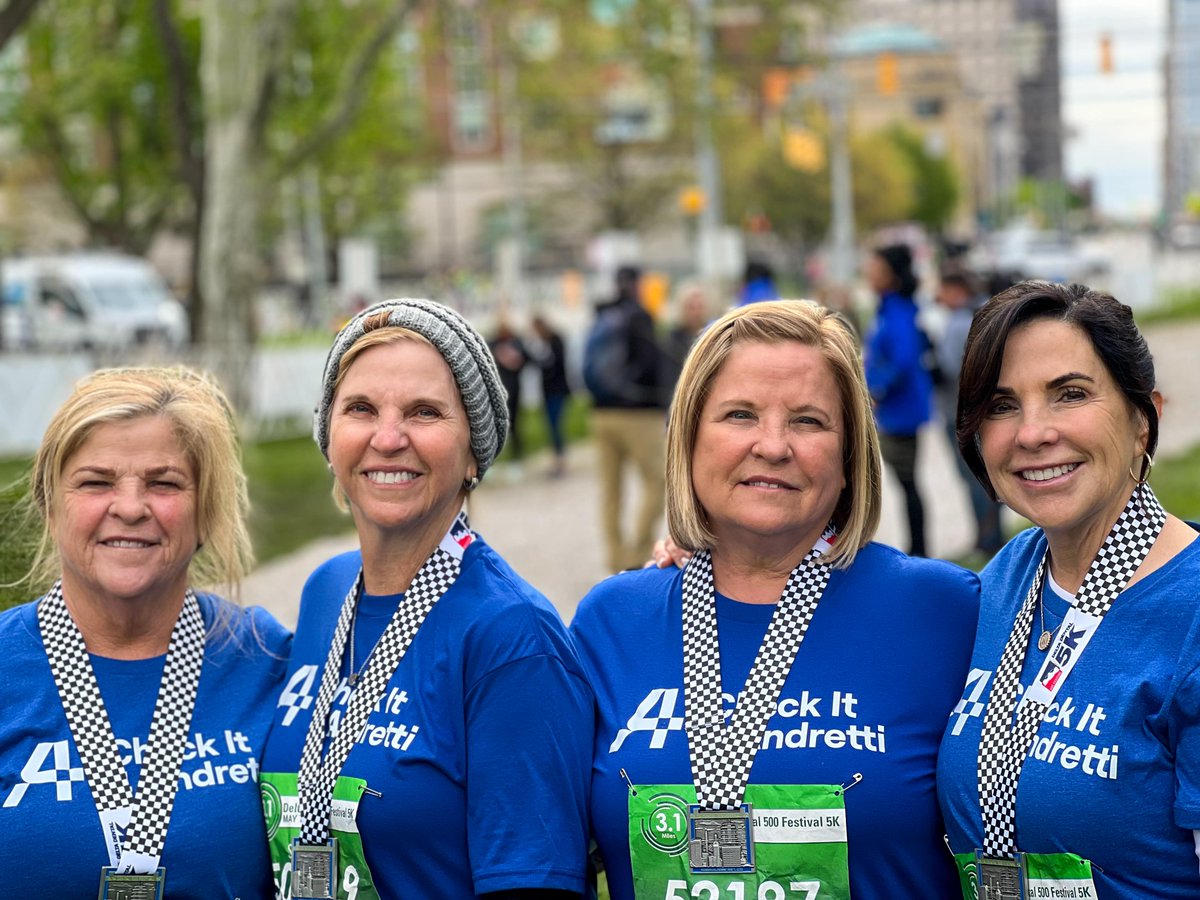 checkit4andreti's tweet photo. 🏃🏻🏃🏻‍♀️ At this year's Indy Mini, we made memories to last a lifetime! 📸 You won't want to miss these fun pictures from race day! From those who ran with us to those who donated, we appreciate your support! #OneAmericaMiniMarathon #IndyMini2022 #CheckIt4Andretti https://t.co/AexifmKeq1