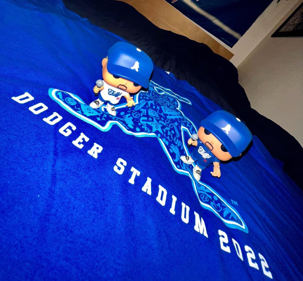 mariachiloco1_'s tweet photo. I Got My @fluffyguy Shirt & Fluffy Funko Pop Iโm Glad I Get To Add These To My Collection! ๐๐คโพ๏ธ๐ฅ๐๐ฝโ๐ฝ๐๐ฝ #StadiumFluffy #FluffyFunkoPop #PopComedians #FunkoPop #Fluffy #FluffyLA #DodgerStadiumFluffy #DodgerStadium2022 #GabrieliGlesias #DodgerStadium #Comedy #MasPansaMasChansa https://t.co/vfPdOAim7M
