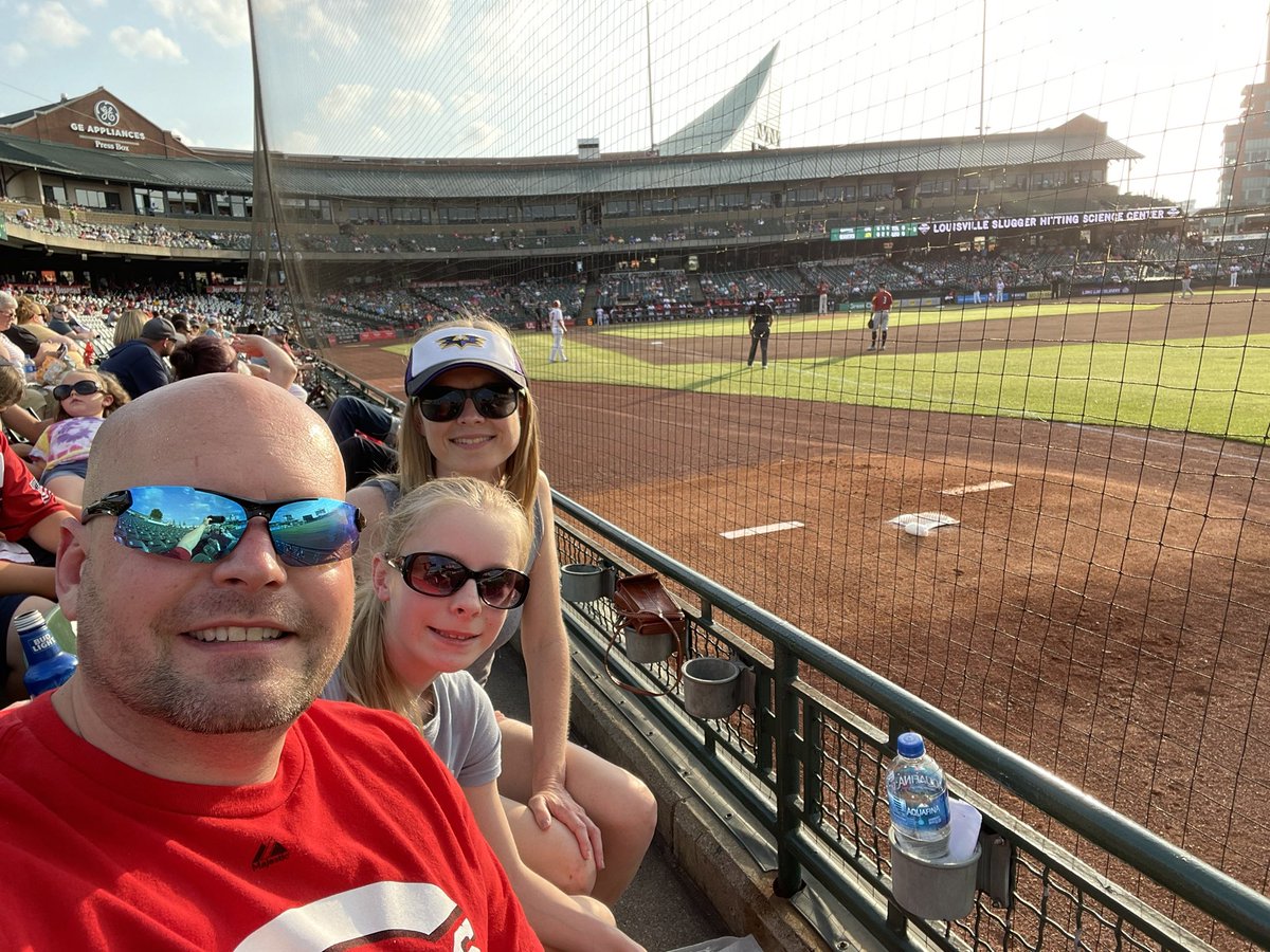 CouncilmanLemon's tweet photo. #GoBatsGo @LouisvilleBats https://t.co/11slwD7S4g