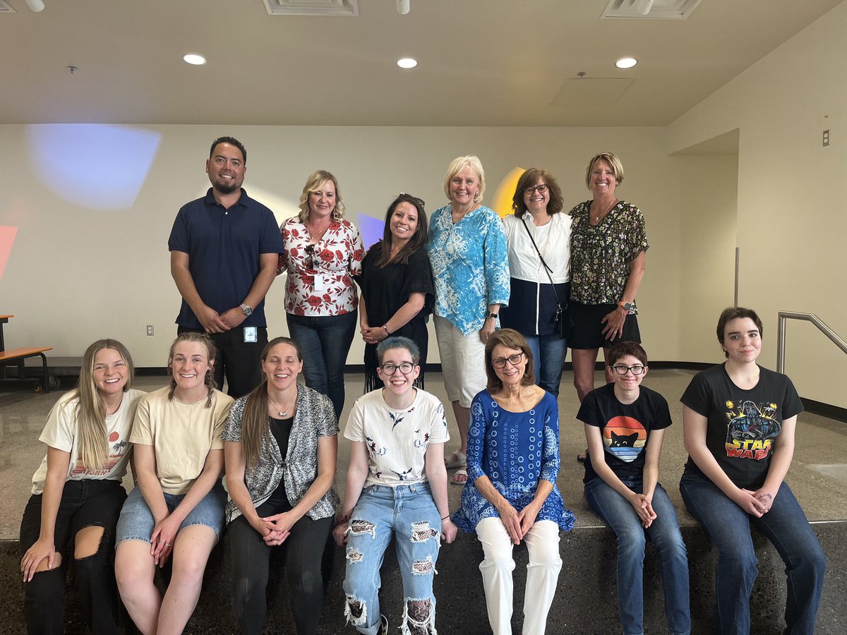 Thank you to our sweet birthday ladies for thinking of our staff.💕<a href="/SalazarAPSz2/">APSSalazar</a> @Zone2Assoc8