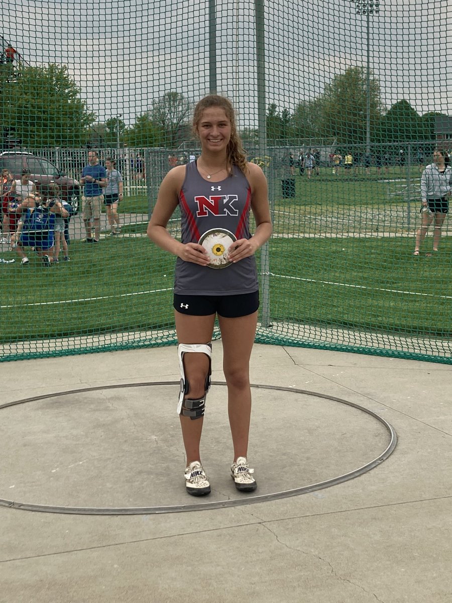 Congratulations to Avery Henschen!! She is the 2022 MAC Discus Champion with a throw of 128’ 7”.