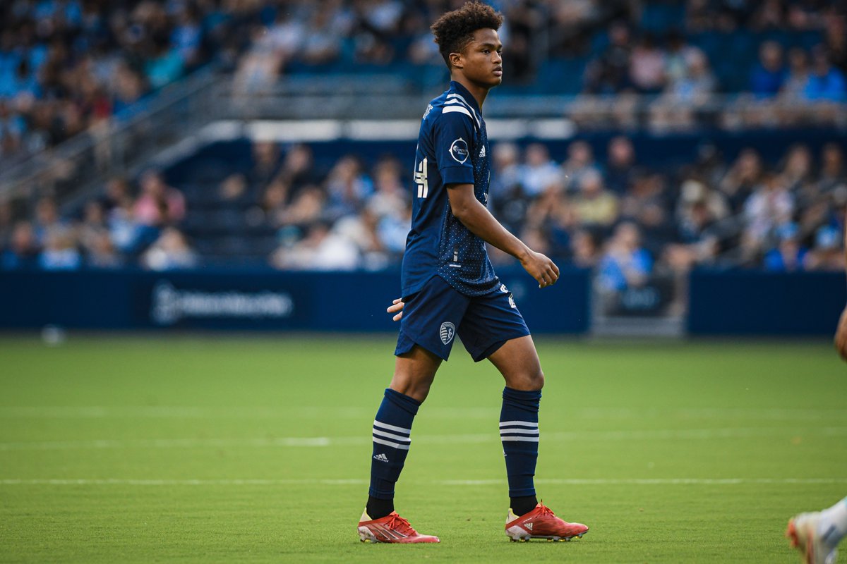 SportingKC_PR's tweet photo. Making their first-ever #SportingKC starts are Kayden Pierre, Jake Davis and Spencer Glass.

Pierre and Davis have appeared once for Sporting KC this season and Glass has made six starts for @SportingKCII in MLS NEXT Pro. 

#SKCvDAL https://t.co/je9PTuPXqo
