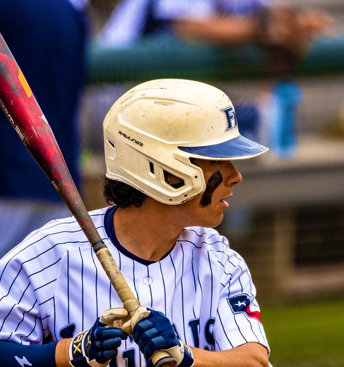 BenCisneros4's tweet photo. I am very excited to announce that I am committing to further my baseball and academic career at Frank Phillips College! I would like to thank my family, coaches, teammates, and everyone who has helped me along the way. 
@PlainsmenBB @fmjagsbaseball @DanWall18 #jucobandit https://t.co/G1i8o6SD65