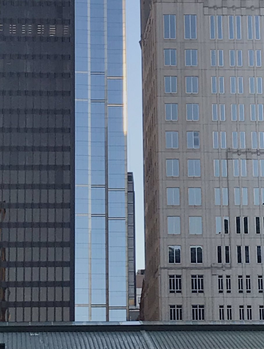 50FivePhotoJ's tweet photo. 50Five Photo Journal
https://t.co/DHobDg0Rkm
#50FivePhotoJournal
#Photography
#StreetDocumentaryPhotography
#StreetPhotography
#Illinois
#Chicago
#Loop
#Buildings
#AbstractBuildings https://t.co/qsjq3wGwUr