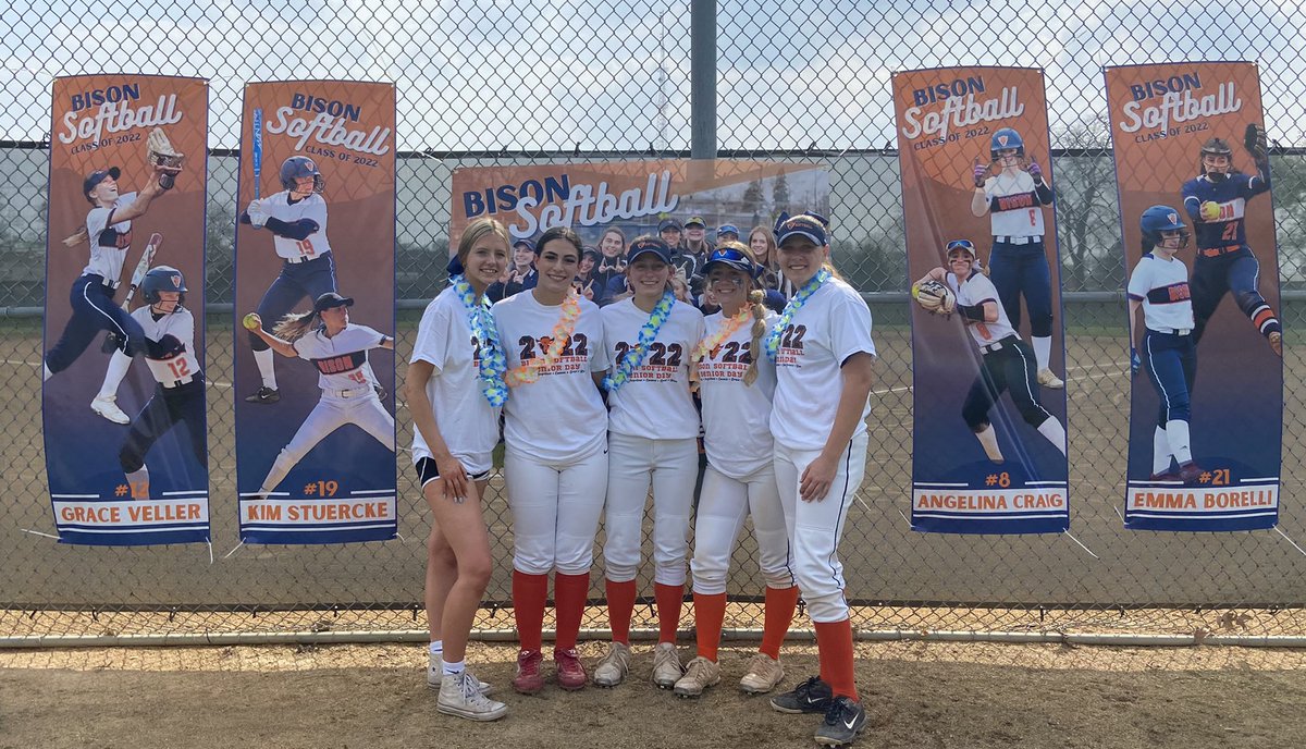 BGBisonSoftball tweet media