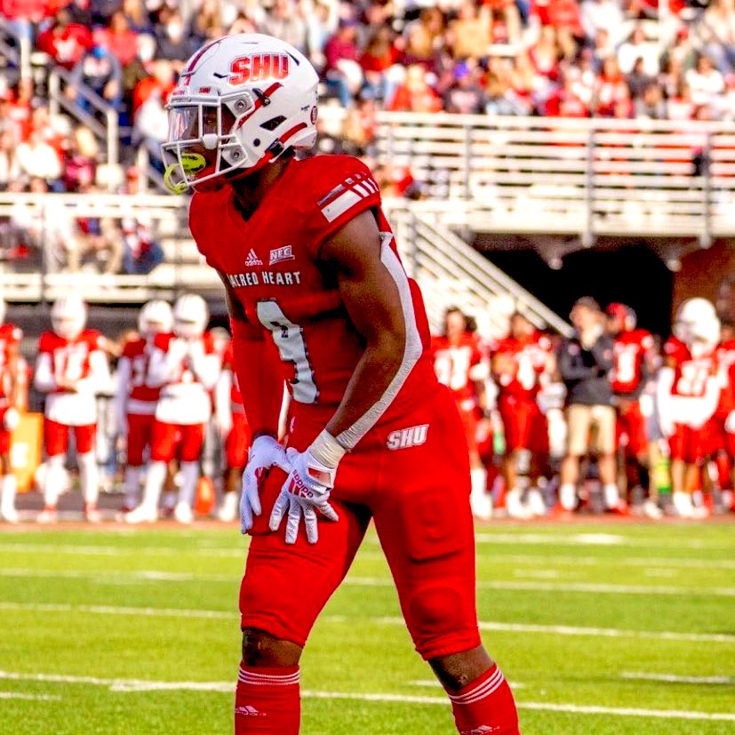 Thankful to have received an offer from Sacred Heart University. @SHU__Football