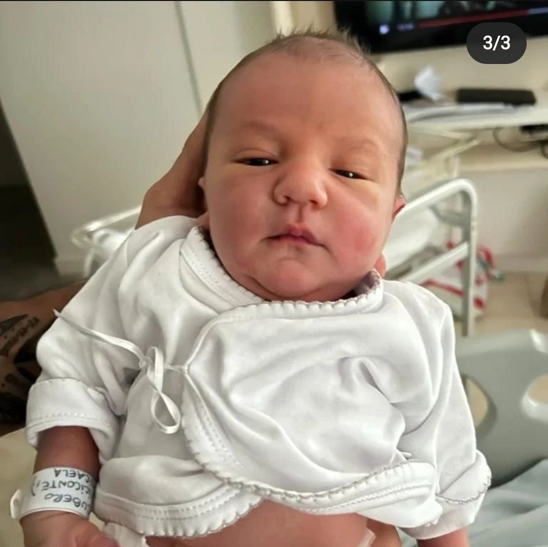 MicaxFabian13's tweet photo. Amor por este niño 💚🥰 https://t.co/Vt02uEBDZw