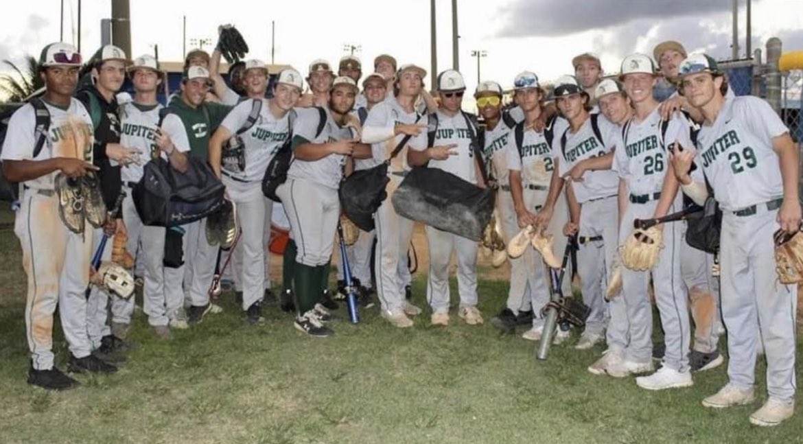 Tough 6-5 loss this afternoon. Obviously not the storybook ending we hoped for but super proud of how our boys battled all season long. 19-9 and a district championship. Seniors, thank you for your hard work and dedication to the program. We love you all 💚 #JupBoys