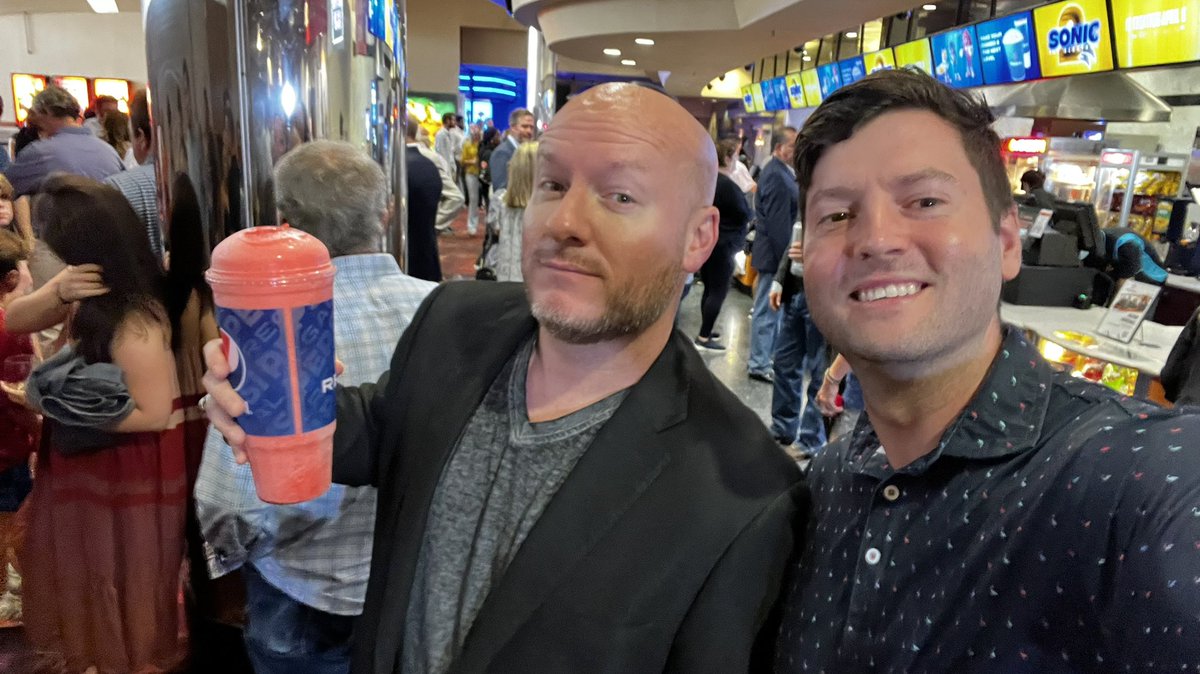 CopierCollin's tweet photo. It’s a who’s who here at the red carpet premiere of @FacingNolan but had to grab a pic with @adamclanton and his megahuge slurpee before anyone else. https://t.co/5vre87x2Ot