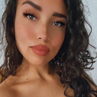viankaroman_'s tweet photo. #NuevaFotoDePerfil https://t.co/ZC40PZTjHH