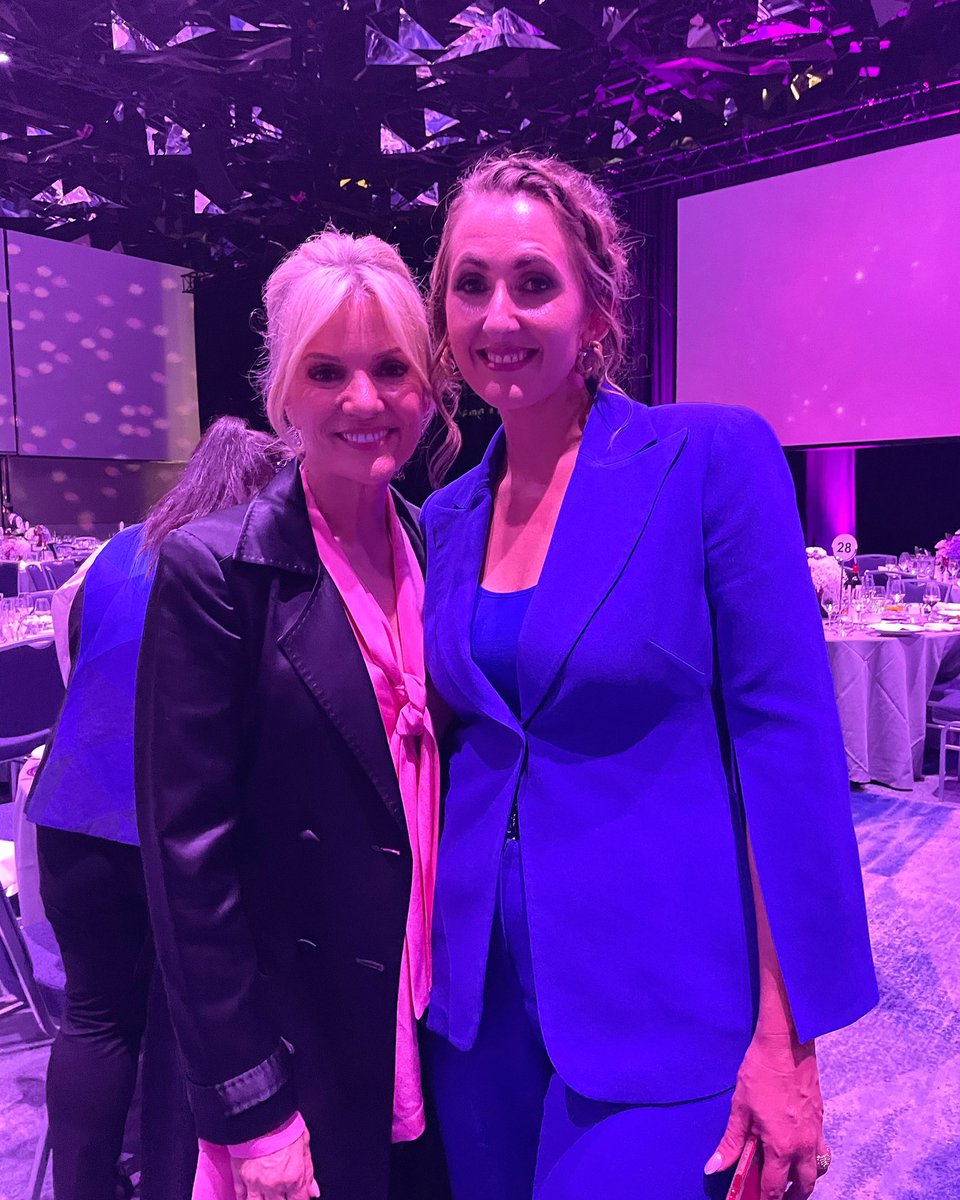 lanai_scarr's tweet photo. This lady is SUNSHINE ☀️. Always good to chat female leadership and all things @AdoptChangeAU with @Sandra_Sully. Fantastic event last night by @CEWAus and @sammostyn with @Tesla chair Robyn Denholm as the guest speaker and honouring @CarlaZampatti 💙💖 #ahomeforeverychild https://t.co/flNnMSNc59