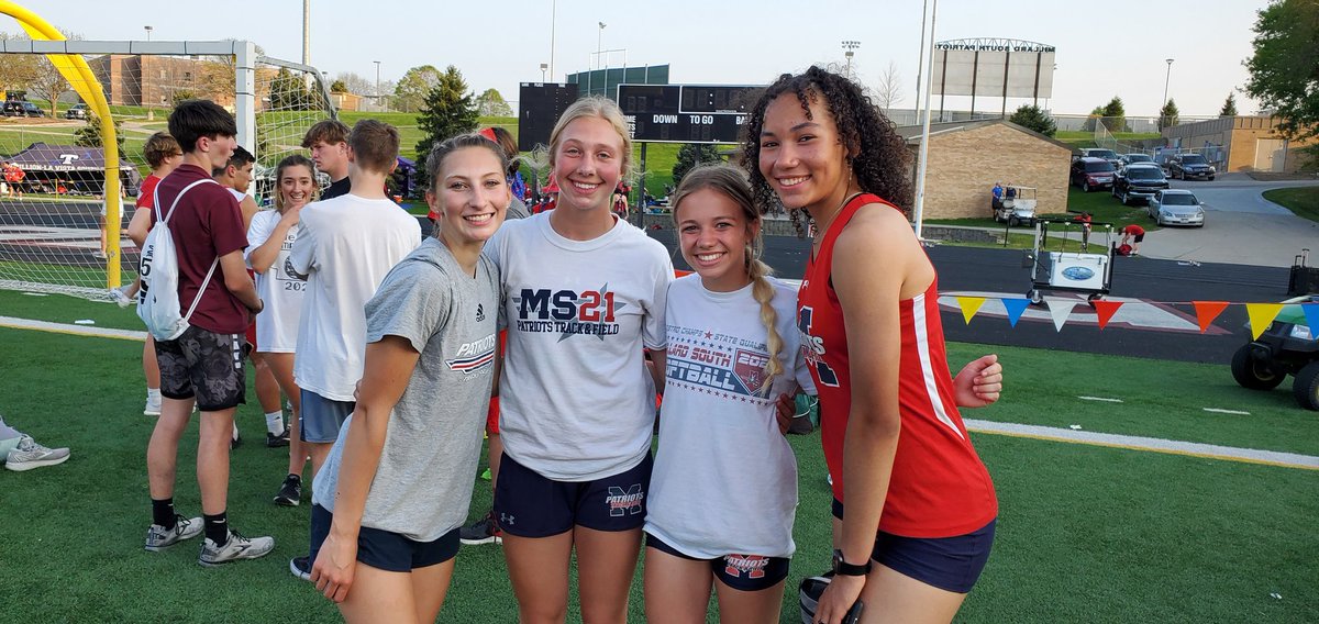 The girls 4x100m Relay is GOING TO STATE!