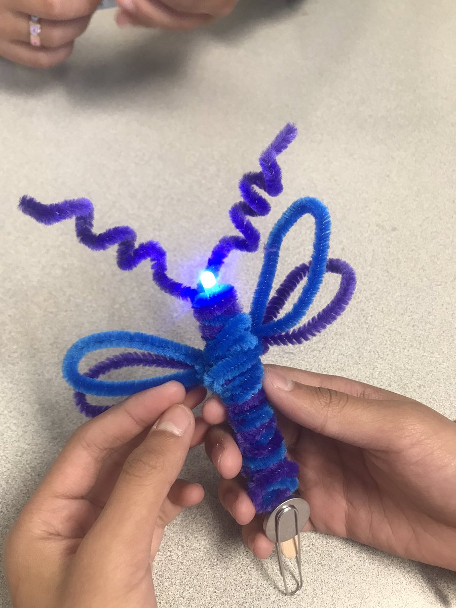 ReneeWellsSTEAM's tweet photo. #Students need time 2B #creative other than writing. Checkout these Circuit Bugs from #STEM #STEMeducation #STEMed #STEAM #PBL 🐛🦟🦋💡@KiethLee16 @MrsRBio @MsMastersMakers @beach5girl @kcollazo @ThisIsAwesomeEd @AllieBBogart https://t.co/57sJeYZ5OI