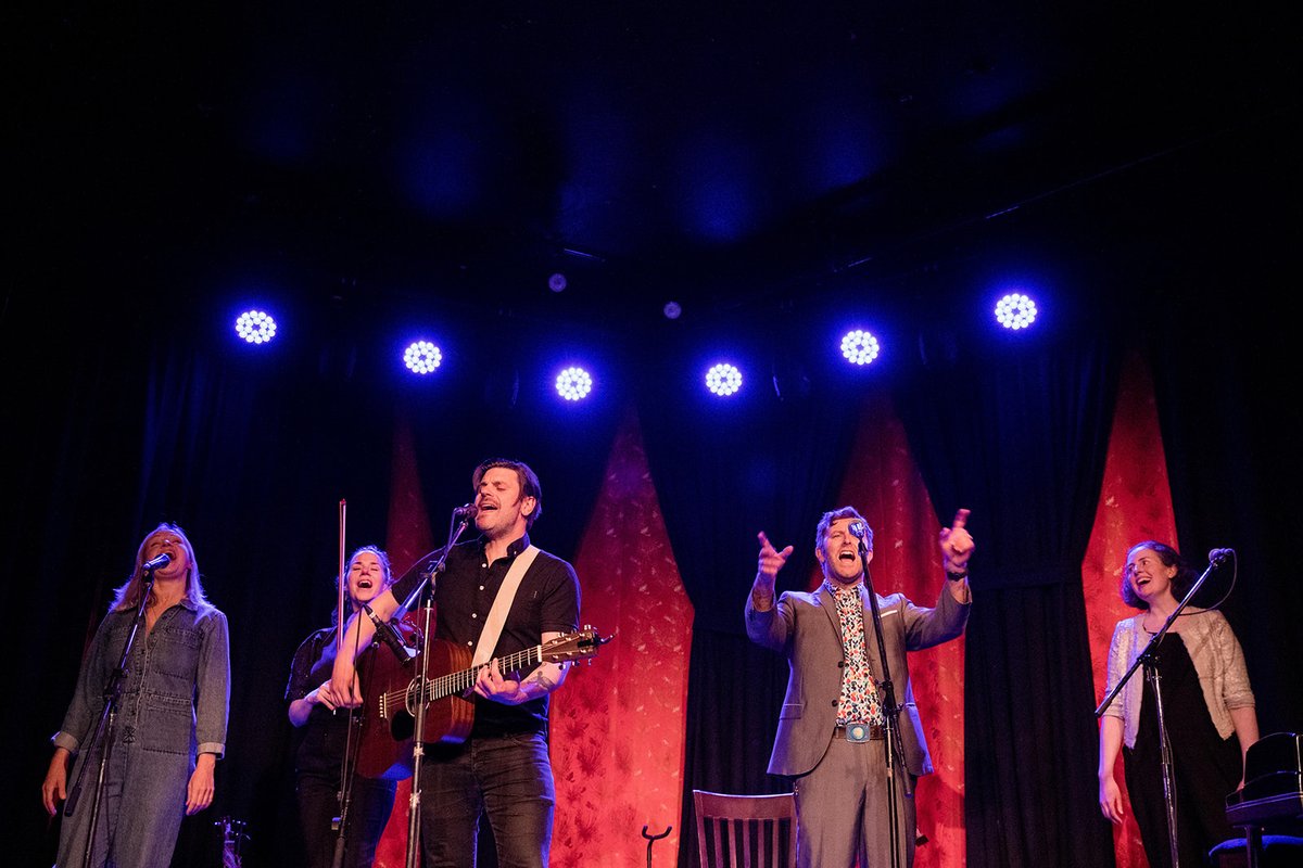 GrantLawrence's tweet photo. Great times on the #ReturnToSolitude Stories and Songs tour last week! Don't miss upcoming shows in #CampbellRiver #PowellRiver #Gibsons #Kamloops and more: https://t.co/824calBh97 https://t.co/U3zPjTr1Zs